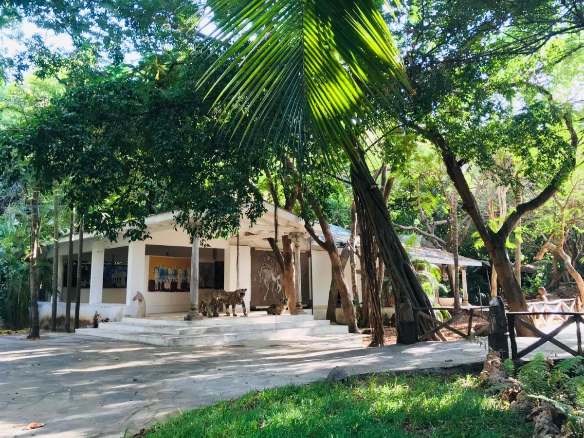 White Elephant Sea Lodge Malindi Dış mekan fotoğraf